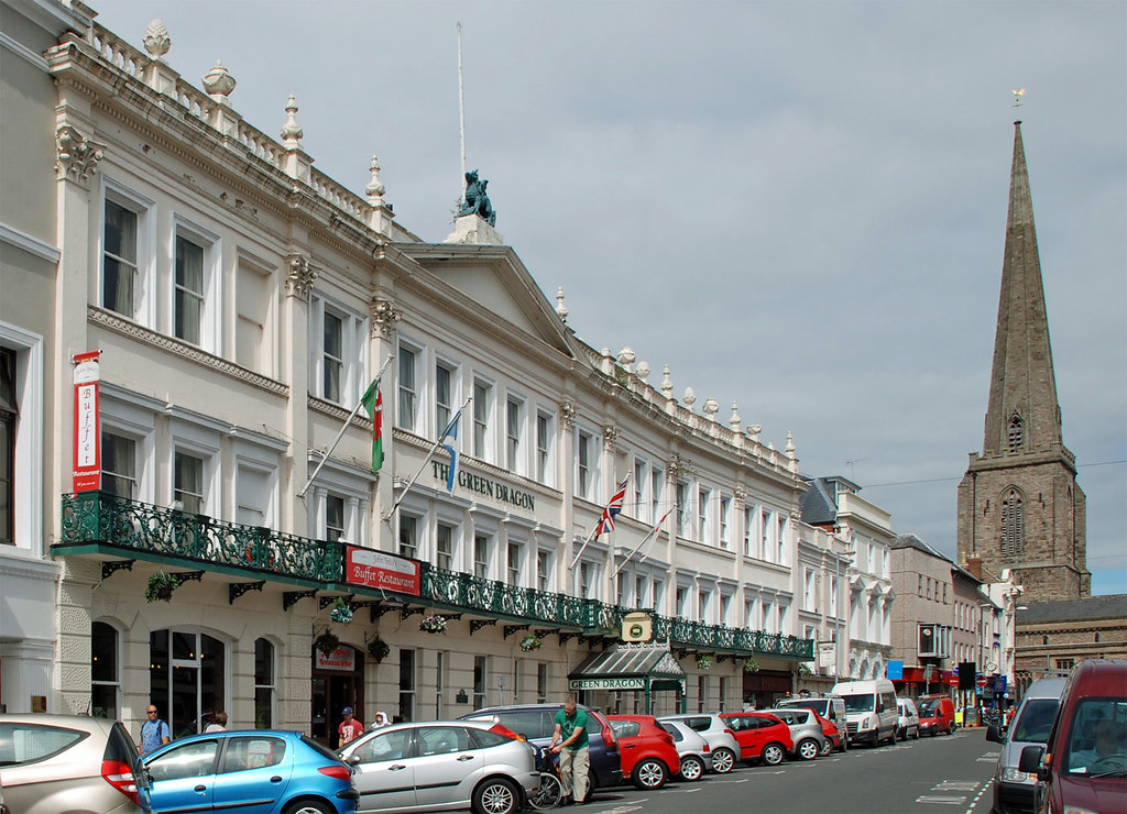 hereford hotels with parking